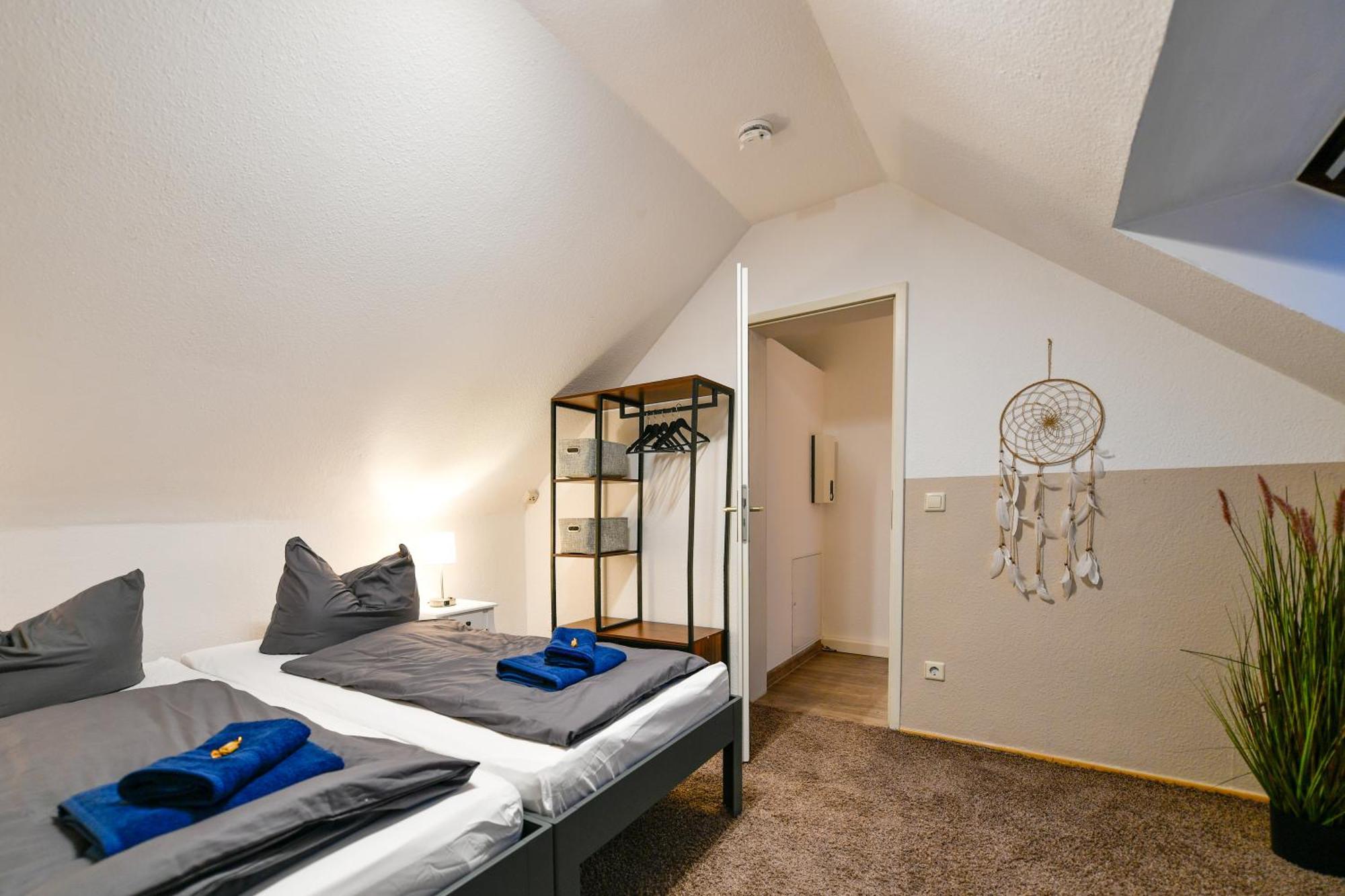 Grosses Spree Apartment, 3 Schlafzimmer Bis 10 Personen, 4X Kfz Parkplatz, Terrasse, Waschtrockner, Wlan, Netflix コットブス エクステリア 写真